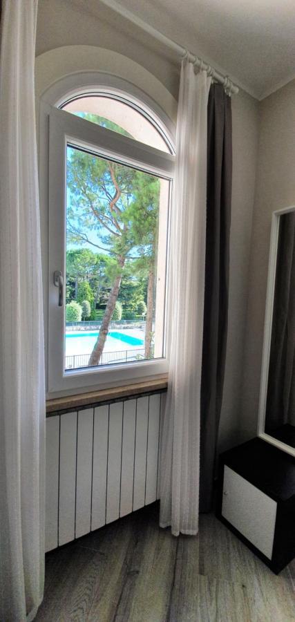 Solegardarelax - Peschiera Del Garda Appartement Buitenkant foto