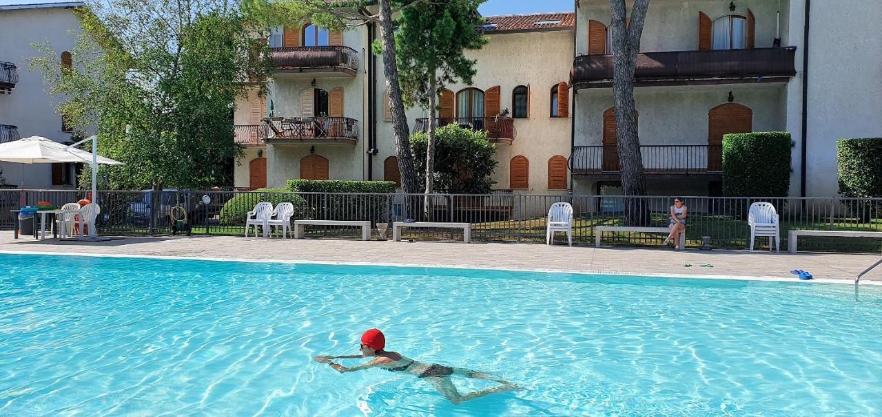 Solegardarelax - Peschiera Del Garda Appartement Buitenkant foto
